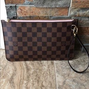 Louis Vuitton Pochette